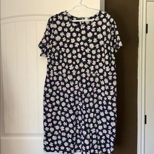 Old navy daisy dress